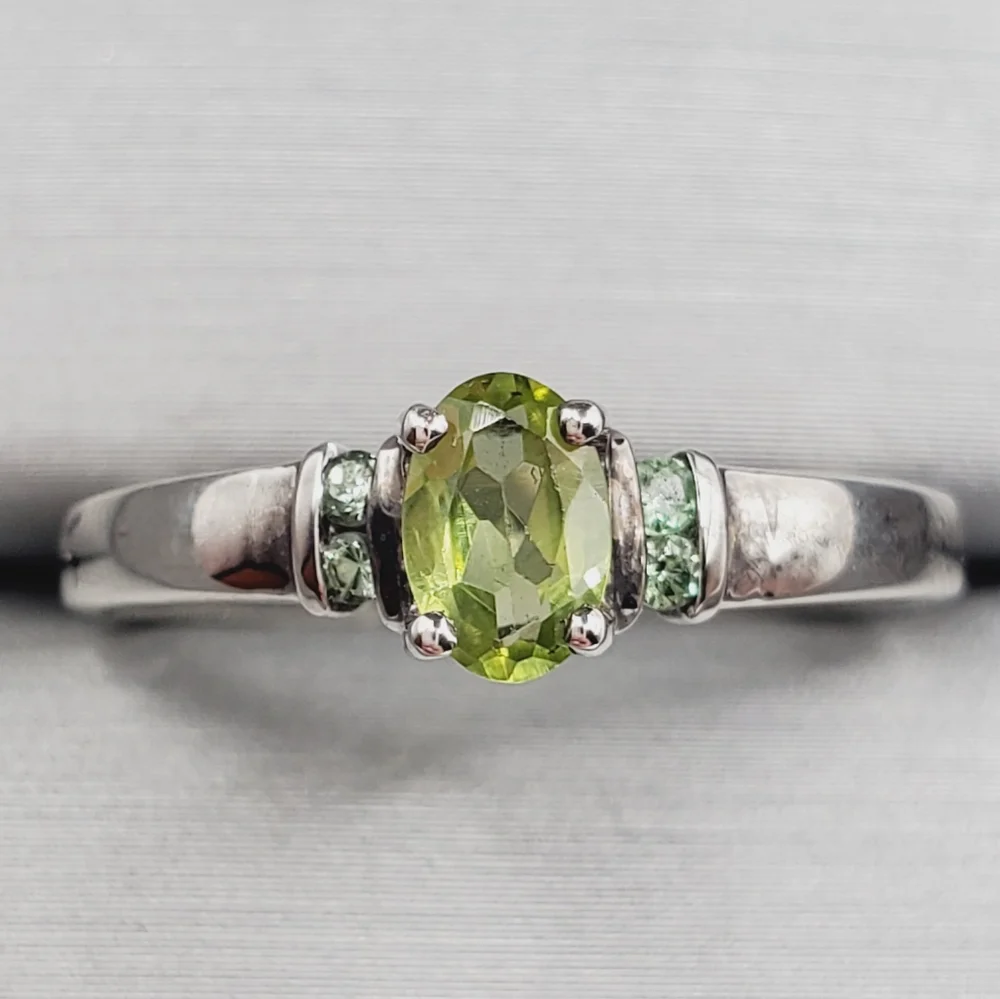 Genuine Green Oval Peridot 925 Sterling Silver Dainty Stackable Ring